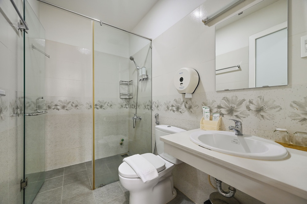 Camila Hotel 44/50
