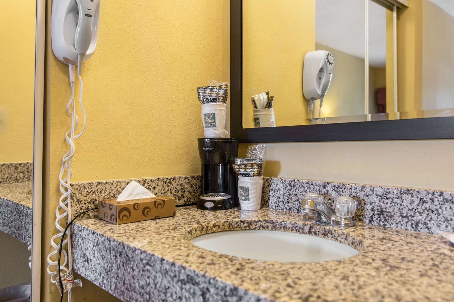 Quality Inn Calera I-65 exit 231 15/15