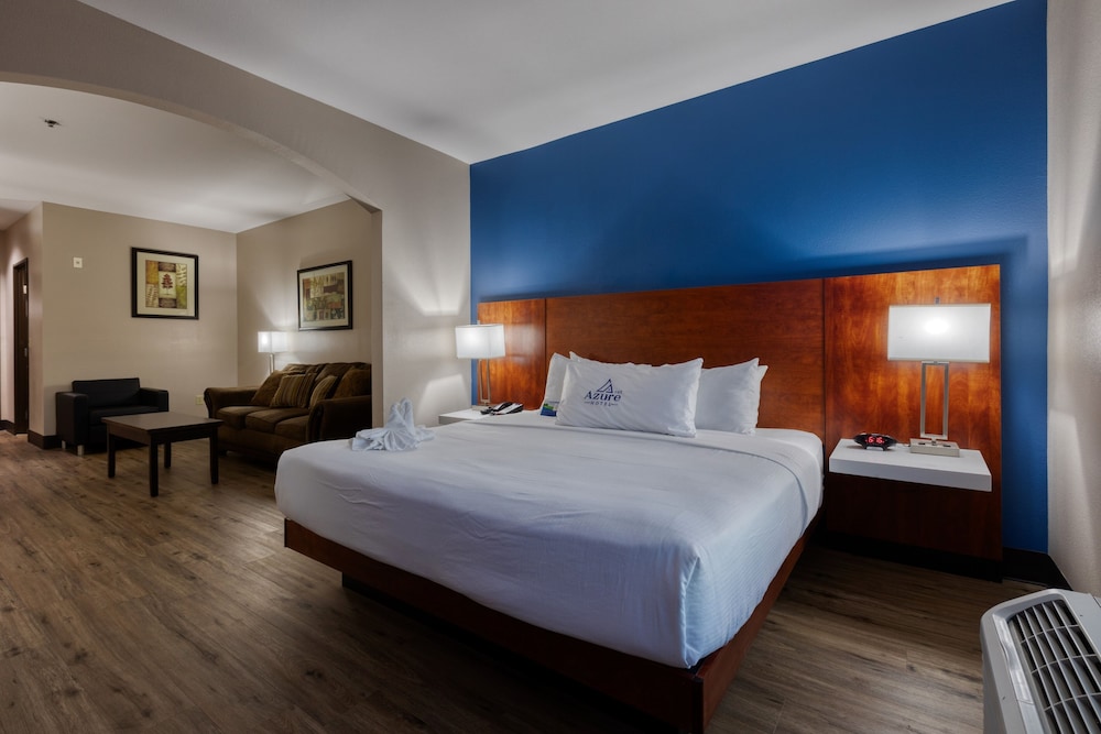The Azure Hotel 16/69