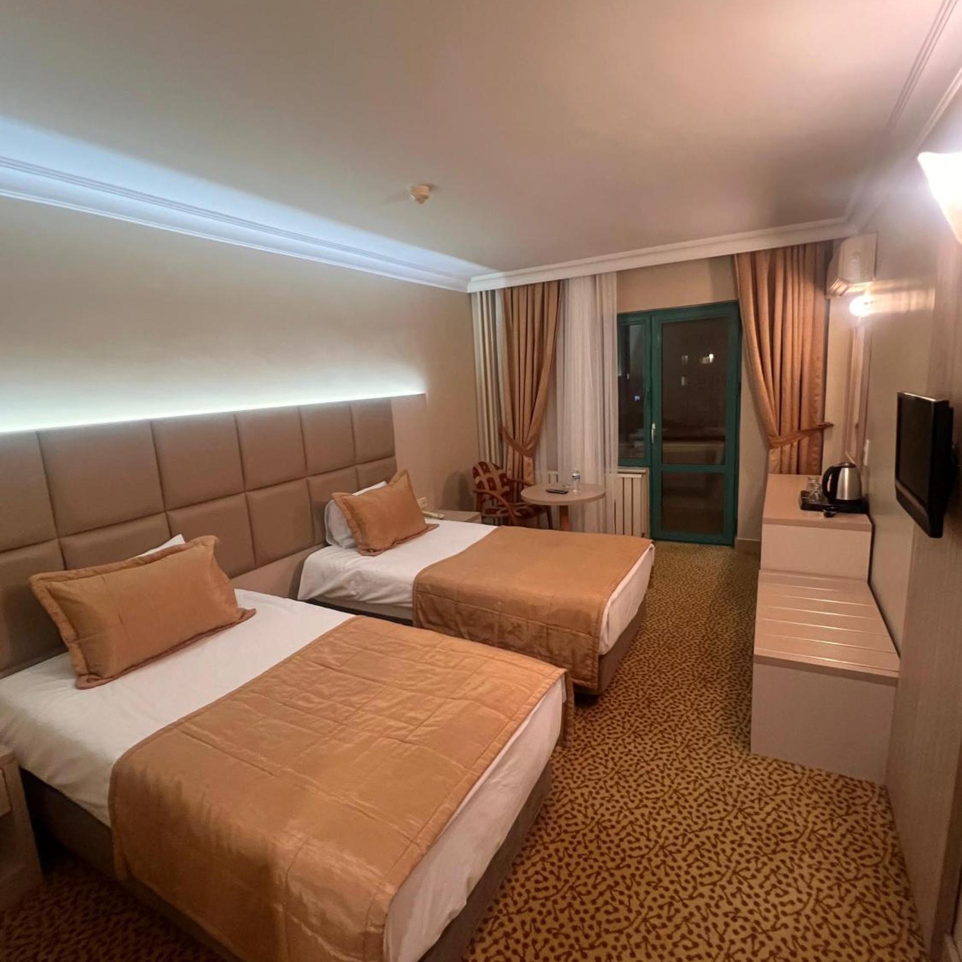 Hotel Sefa 1 9/41