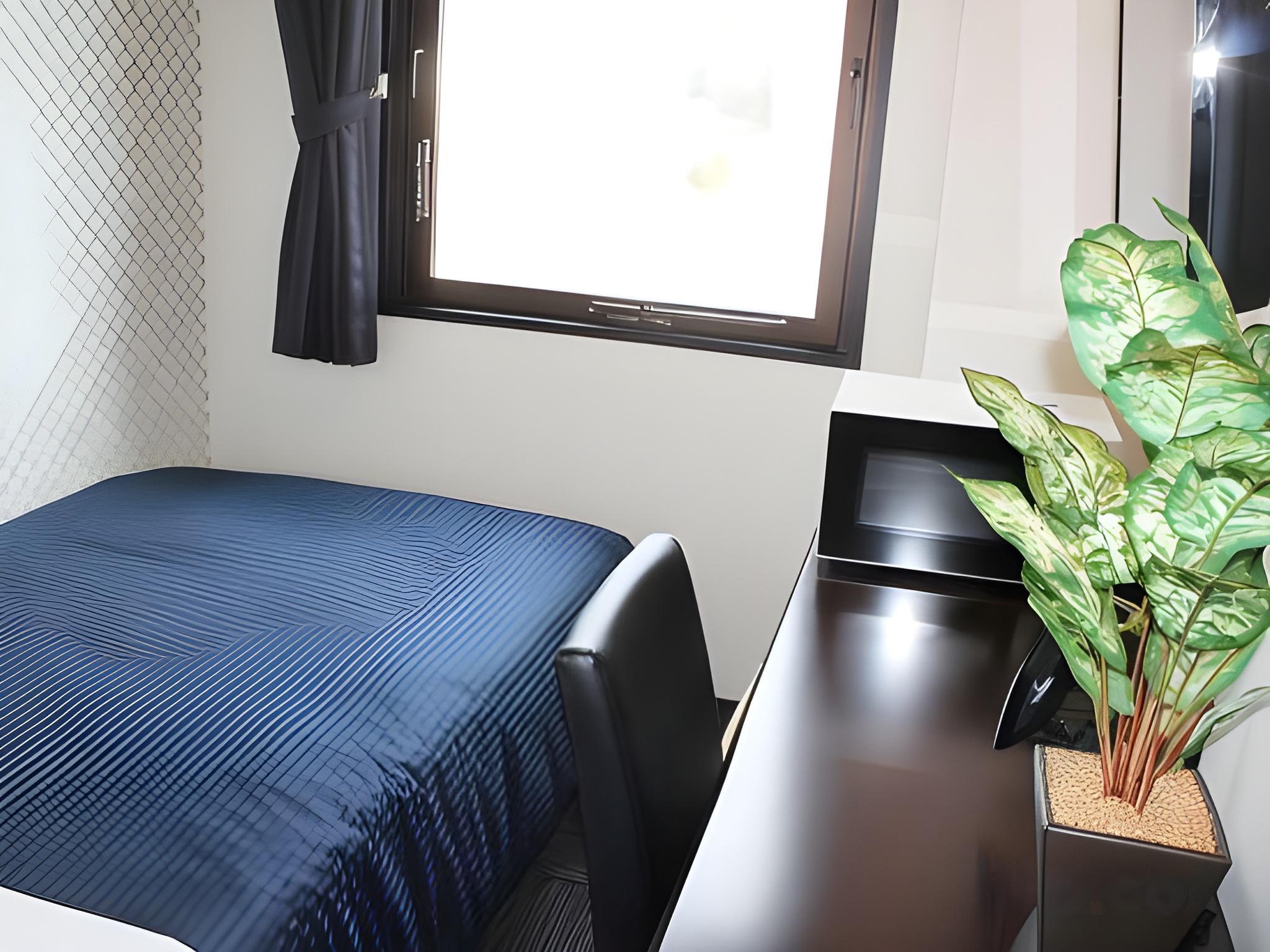 Semi Room, Double Bed, Smoking