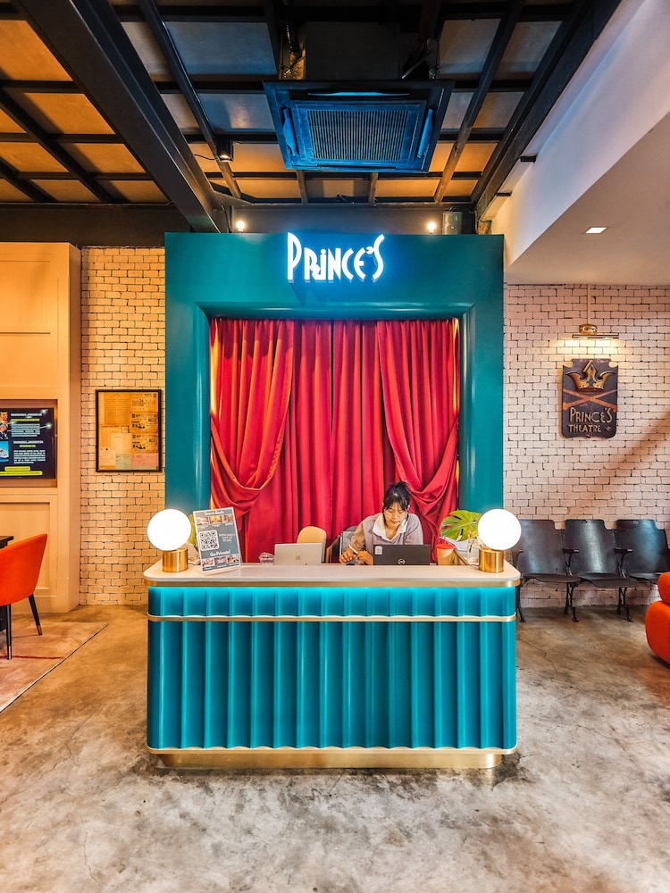 Prince Theatre Heritage Stay Bangkok 19/50