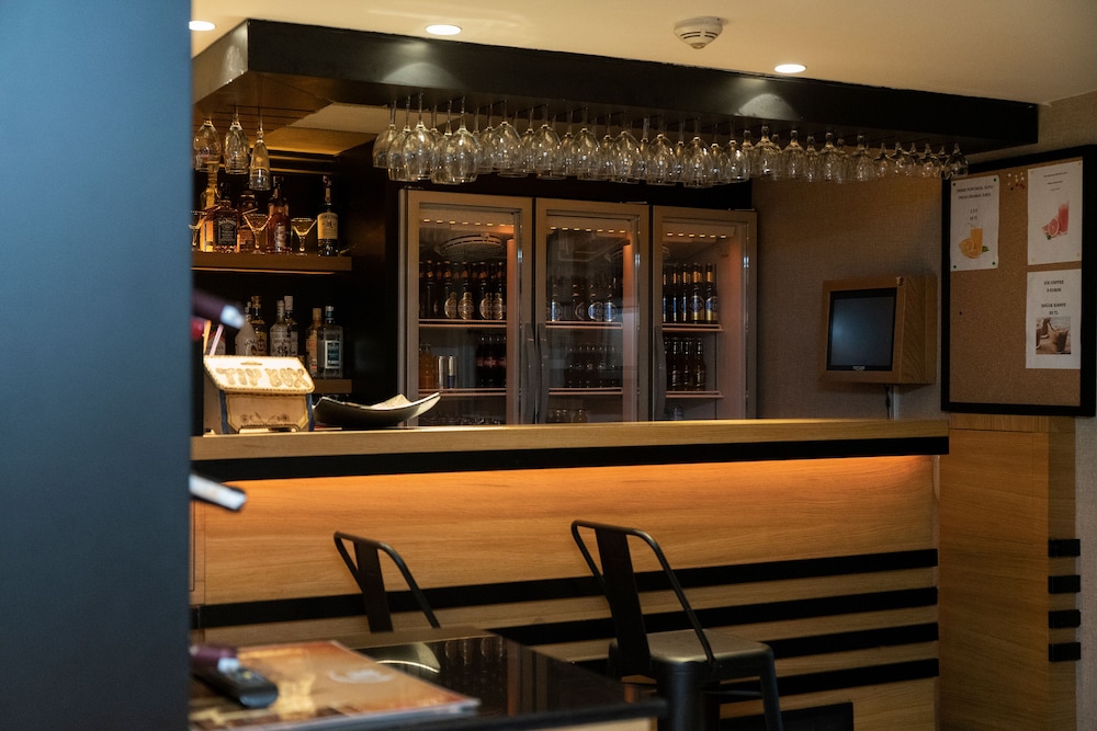 Sky Kamer Boutique Hotel 64/78