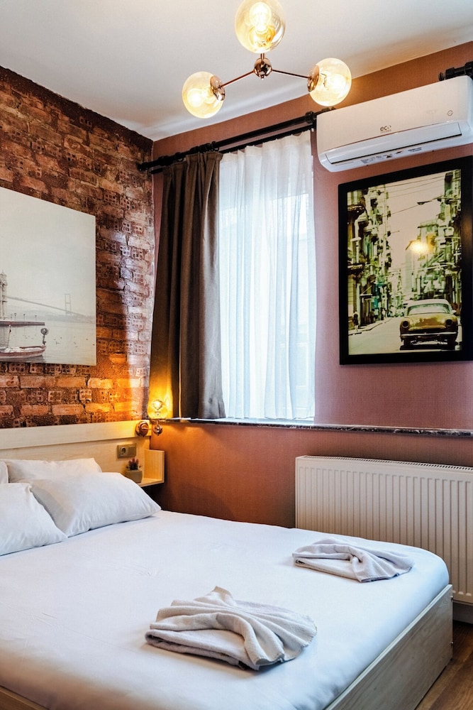 STANDARD, SINGLE, DOUBLE BED