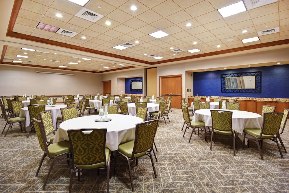 Hampton Inn & Suites Salt Lake City-West Jordan 35/47