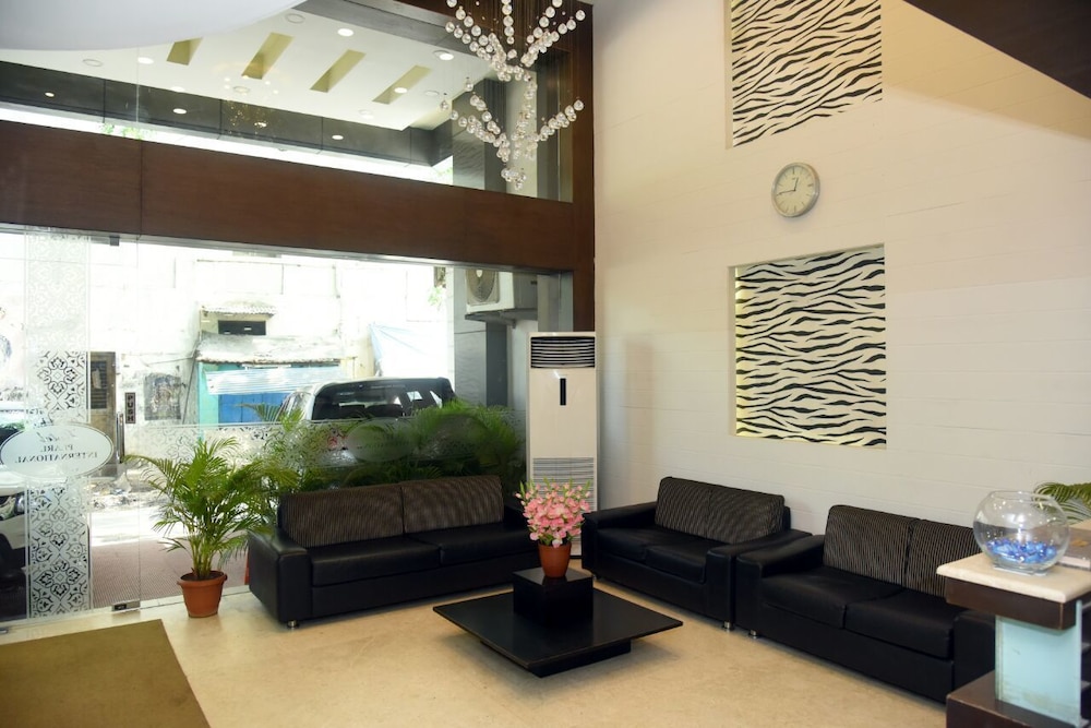 Hotel Pearl International 33/42