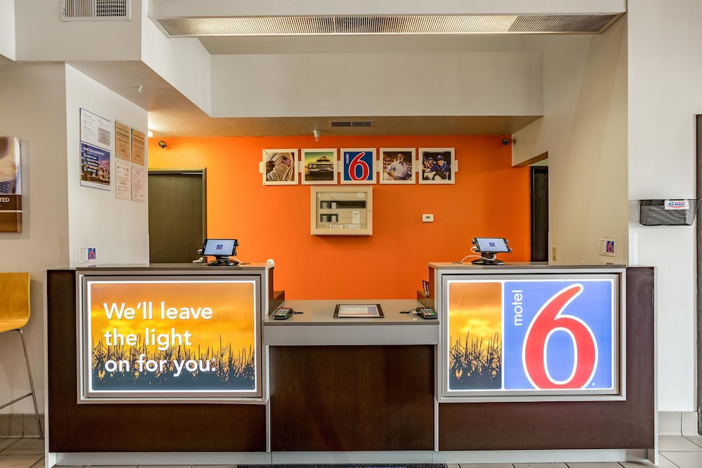 Motel6 Bozeman, MT 42/51