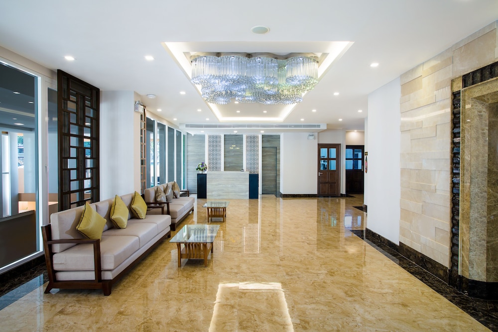 Aiyara Palace 47/63