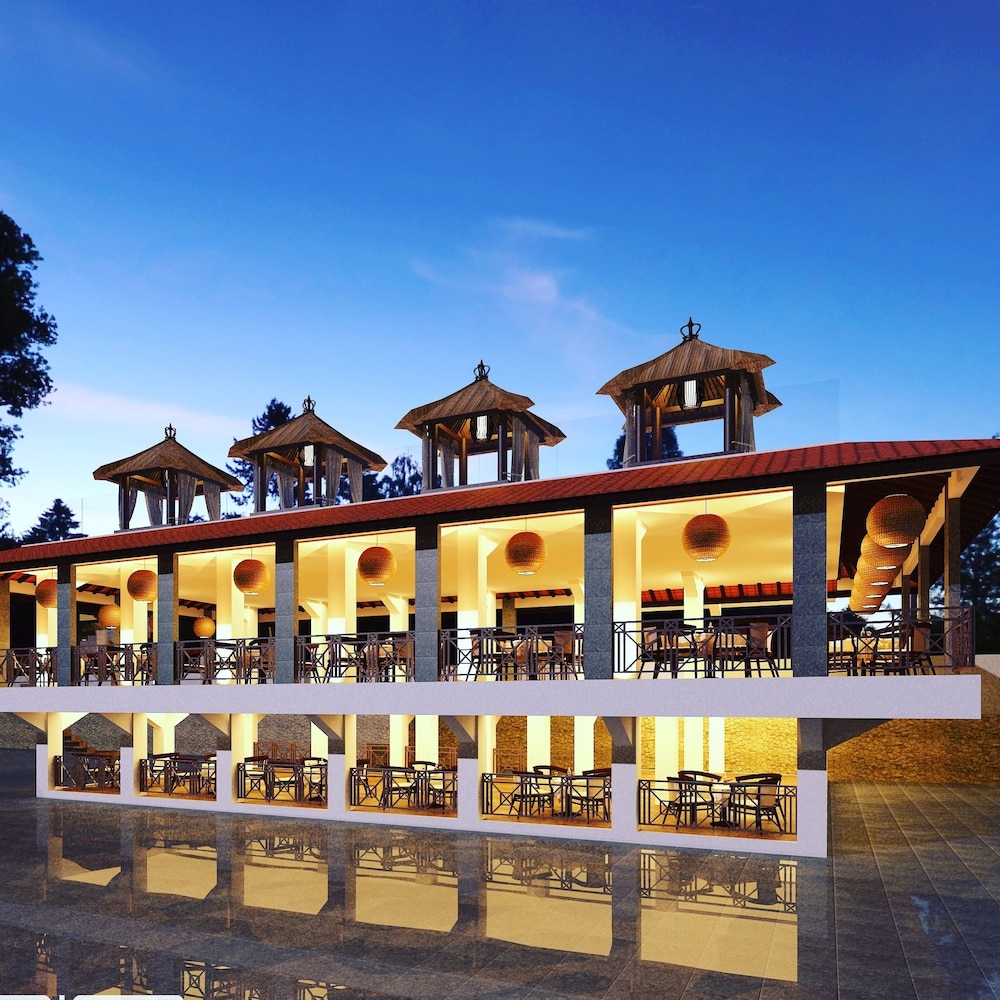 Grand Harvest Resort and Villas 4/75
