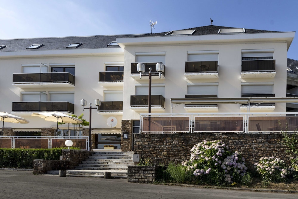 Hotel authentic by balladins Rodez / Le Ségala 2/52