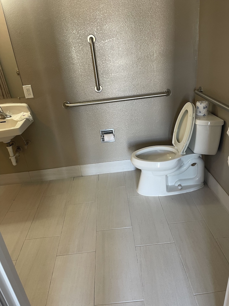 Motel6 Denton, TX - UNT 59/60