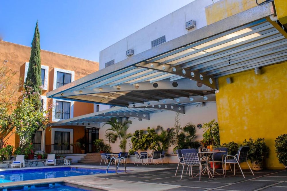Hotel Oaxaca Dorado 35/50