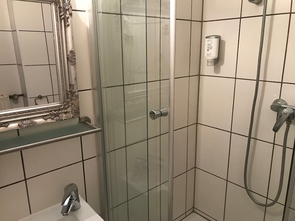 Gastehaus Balthasar Neumann 50/50
