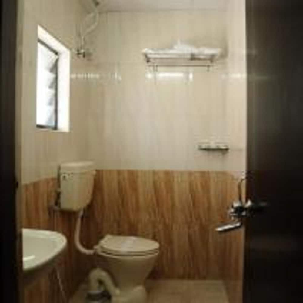 Balaji Residency 49/51