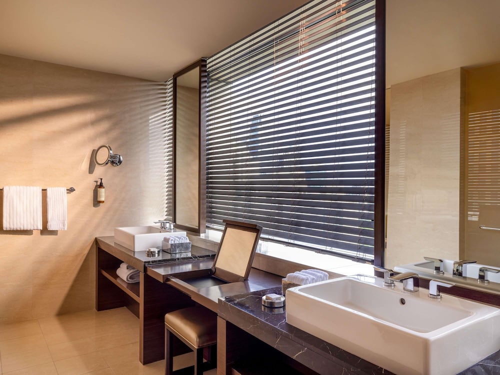 Fairmont Jakarta 76/77