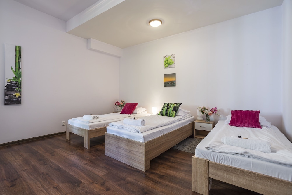 Galeria Italiana Apartments 20/50