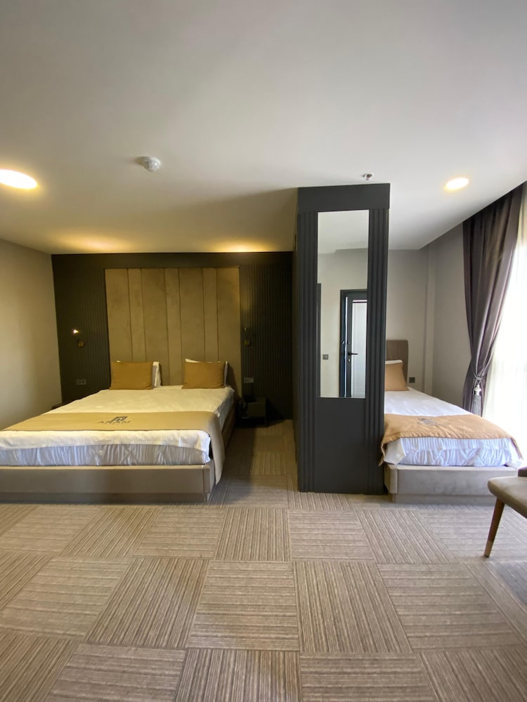 Aram Otel 15/25