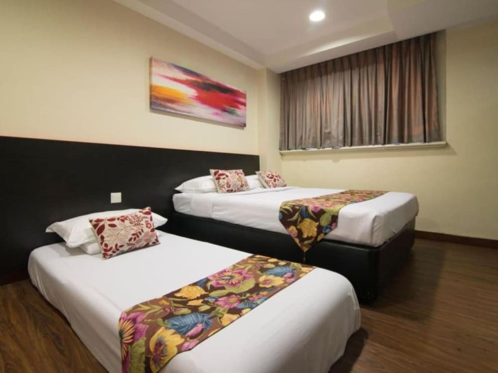 Hotel 81 Heritage 18/30