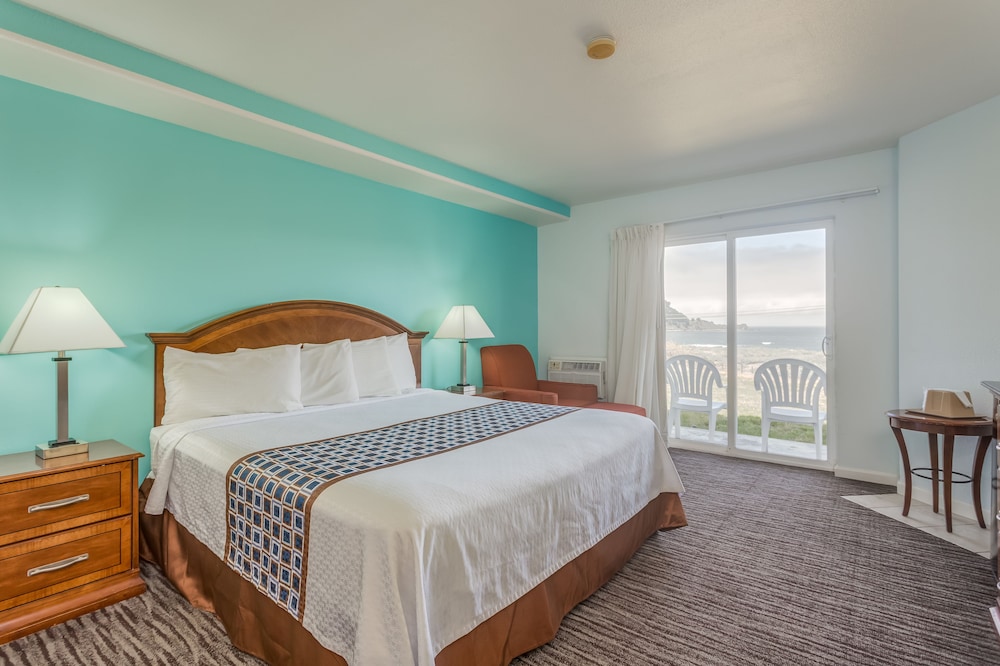 Pacifica Beach Hotel 12/56