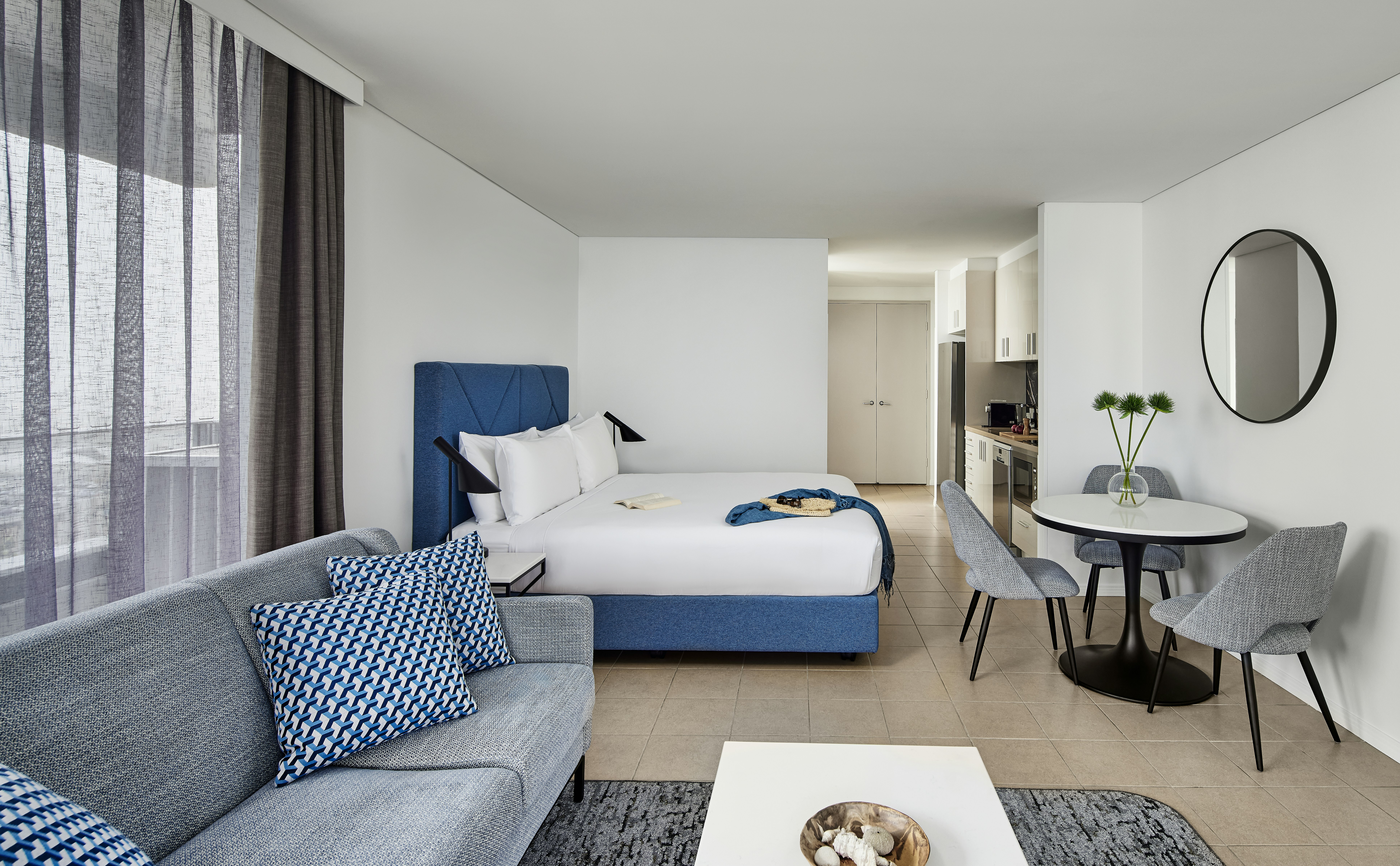 Meriton Suites Broadbeach 10/37