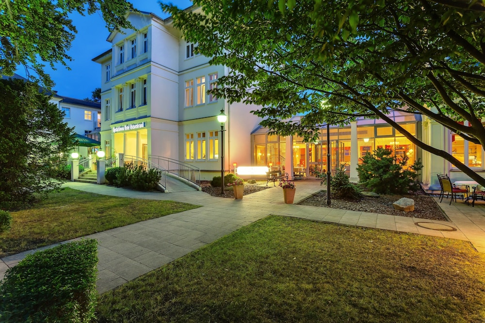Upstalsboom Hotel Ostseestrand 43/50