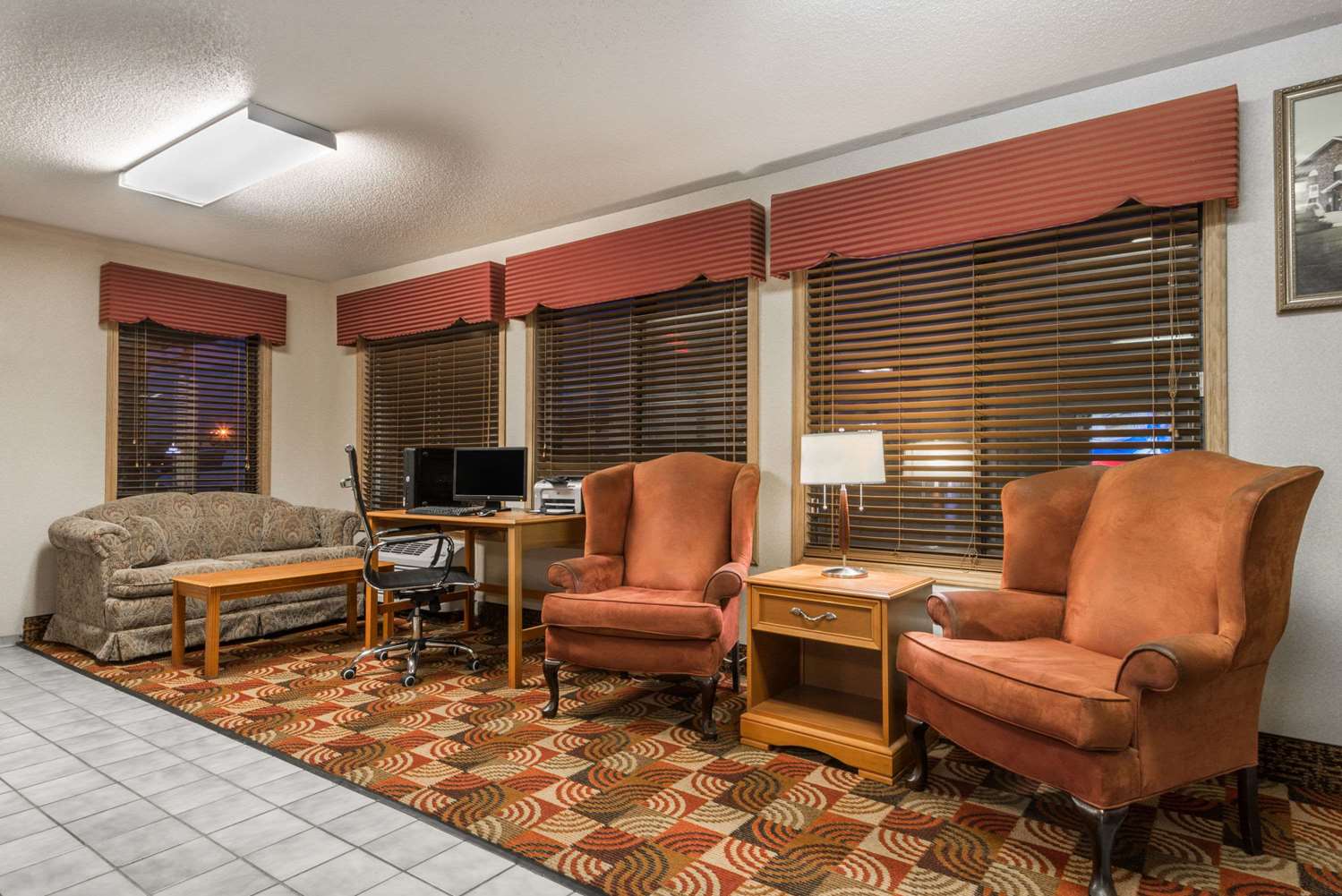 Days Inn By Wyndham Muncie -Ball State University 12/15