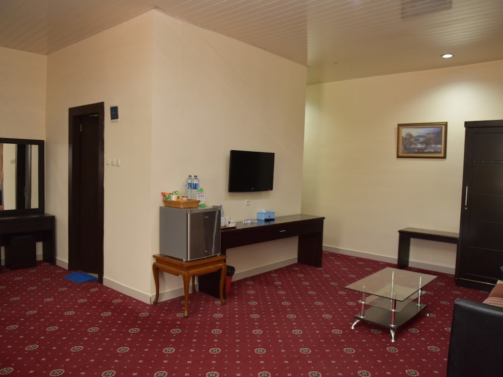 Grand Sari Hotel Padang 22/28