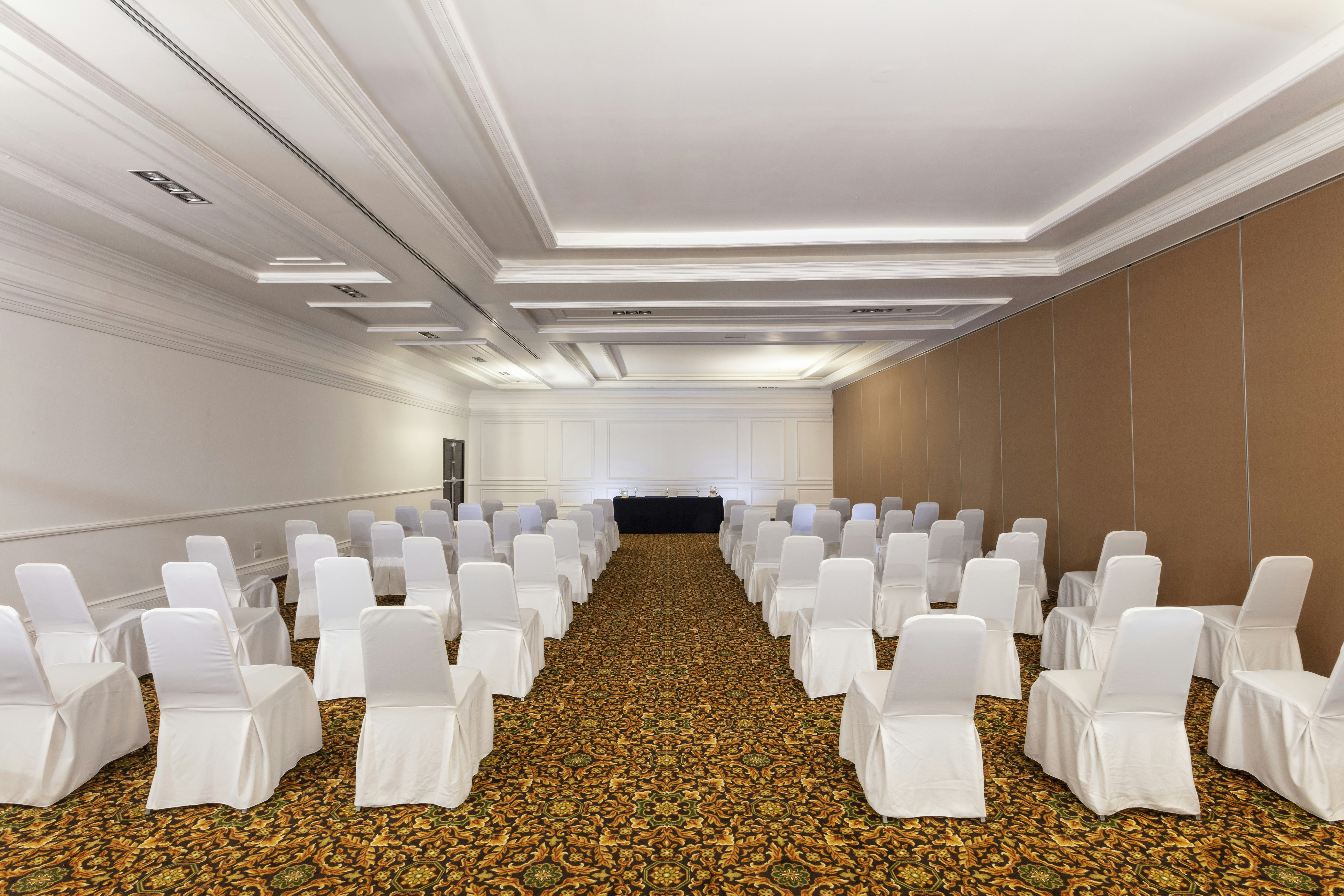 DoubleTree by Hilton Toluca 69/80