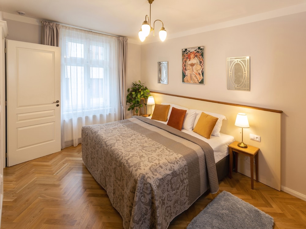 Seno 6 Apartments 15/49