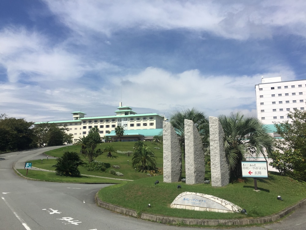 Toba Seaside Hotel 3/54