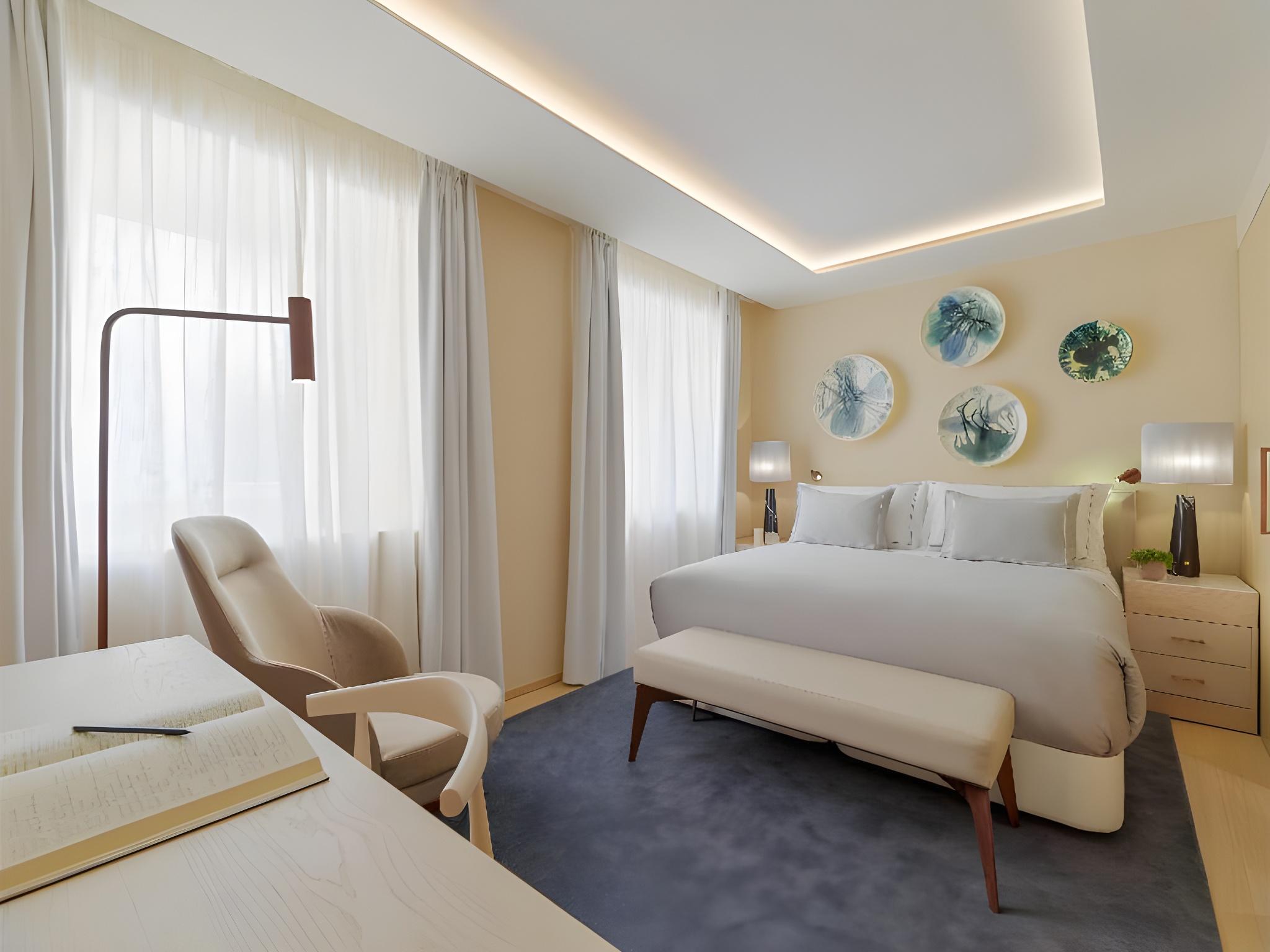 Cozy, Secret, Single, Double Bed