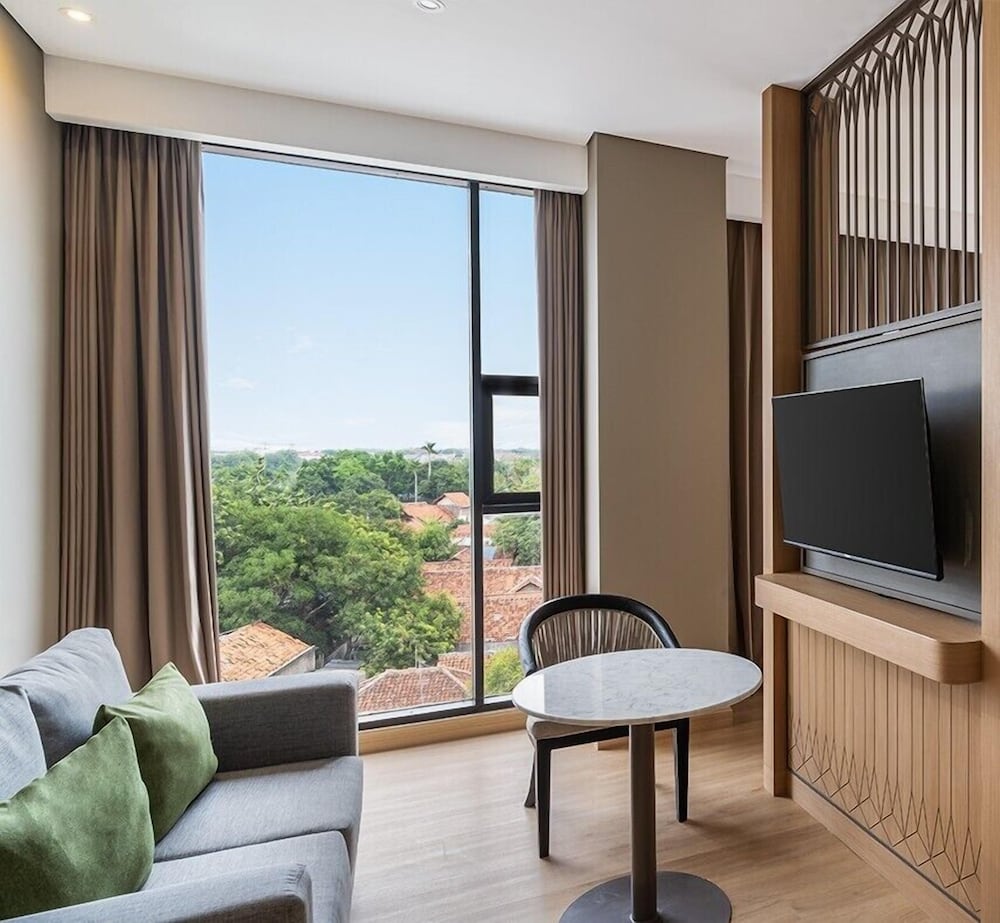 Swiss-Belinn Indramayu 55/85