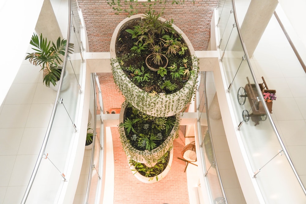 Chairu Eco Hotel 27/43