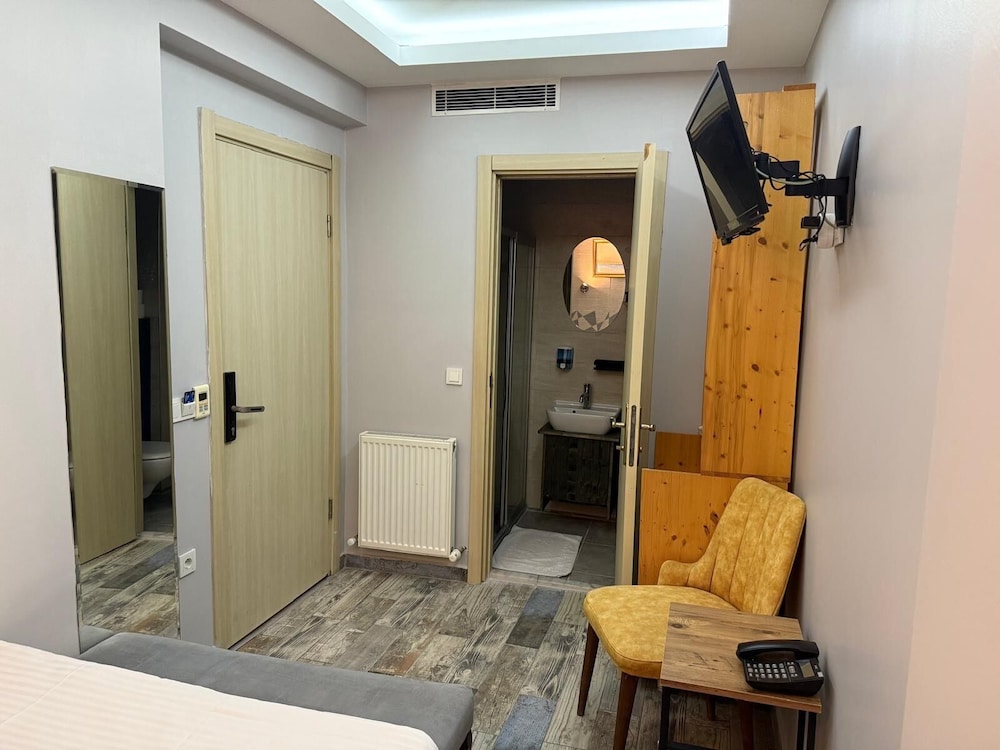 Sunlife Hotel Old City 12/57