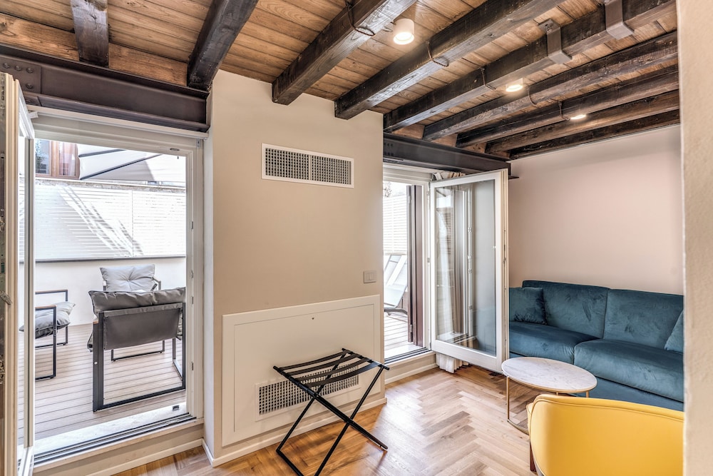 Albergo Abruzzi 35/58