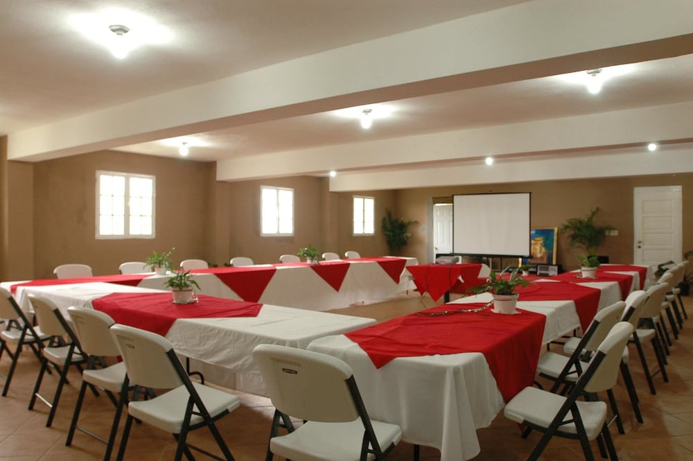 Ranch Le Montcel 12/29