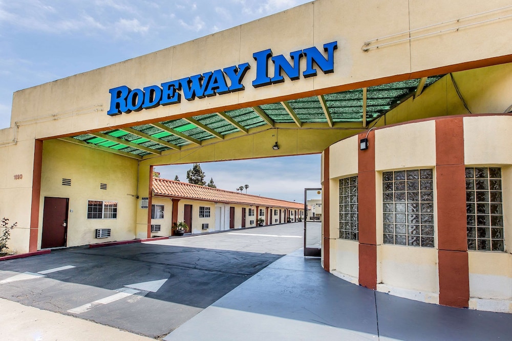 Rodeway Inn Ventura Midtown 6/48