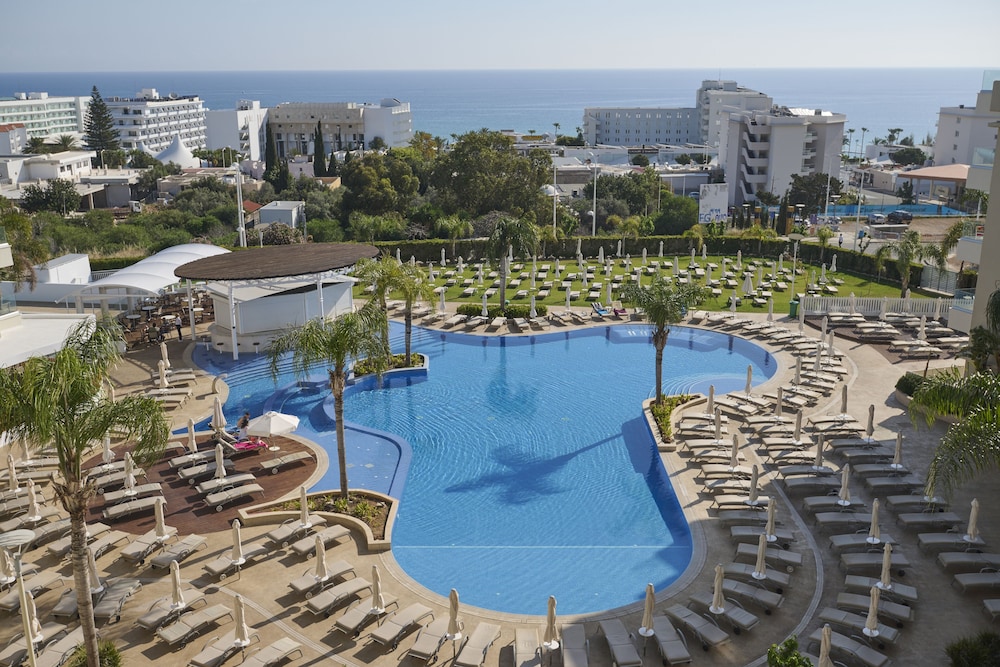Sunrise Oasis Hotel & Waterpark 41/50