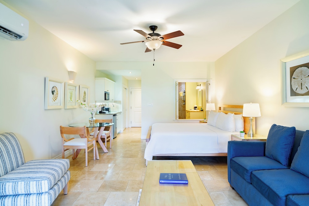 جناح فاخر بسريرين كينج وسرير كوين بـ3 غرف نوم مع أريكة، Villa Del Mar 9/10