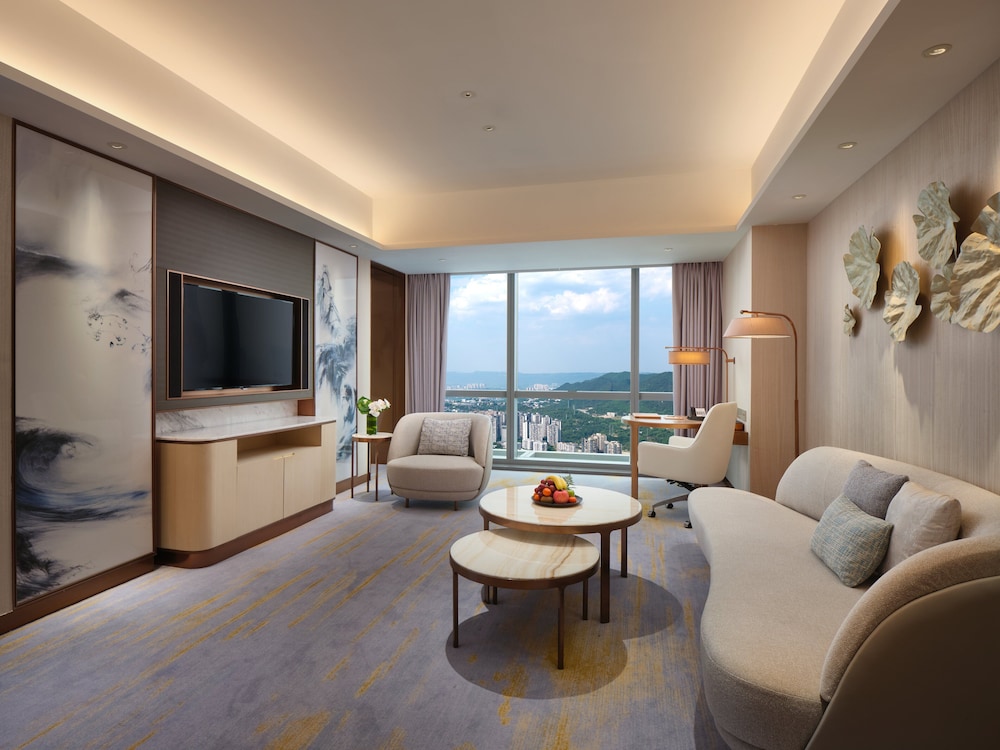 Intercontinental Chongqing Raffles City 48/70