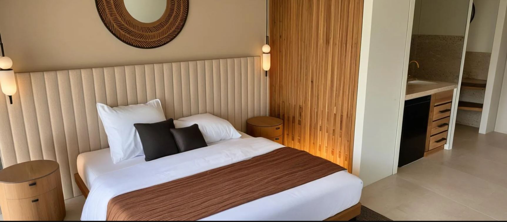 JUNIOR SUITE, OUTDOOR JETTED TUB