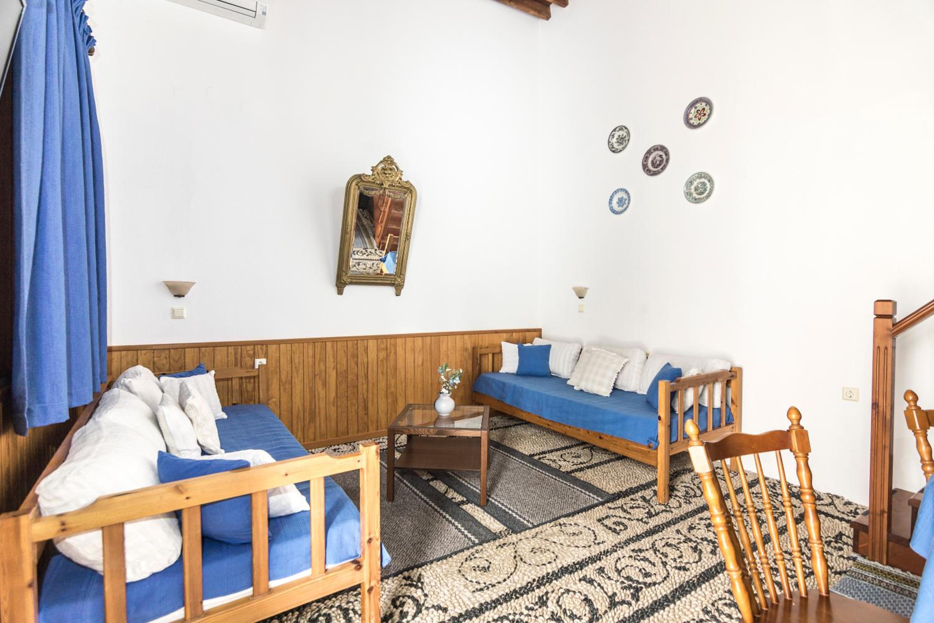 Villa Mika 30/38