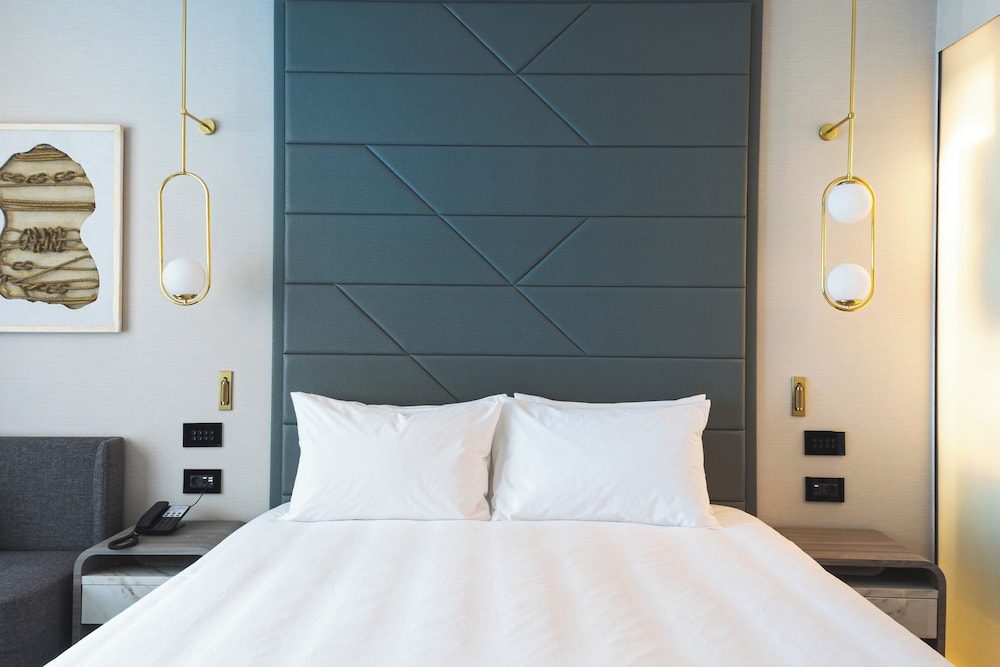 غرفة بريميوم بسرير فردي، Crowne Plaza Constanta Mamaia Beach 6/9
