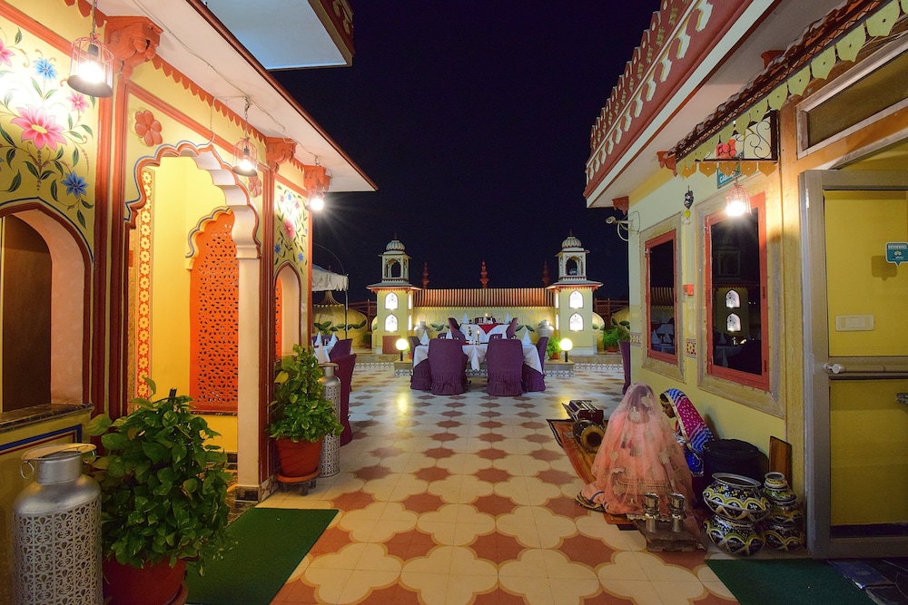 Umaid Mahal 17/66