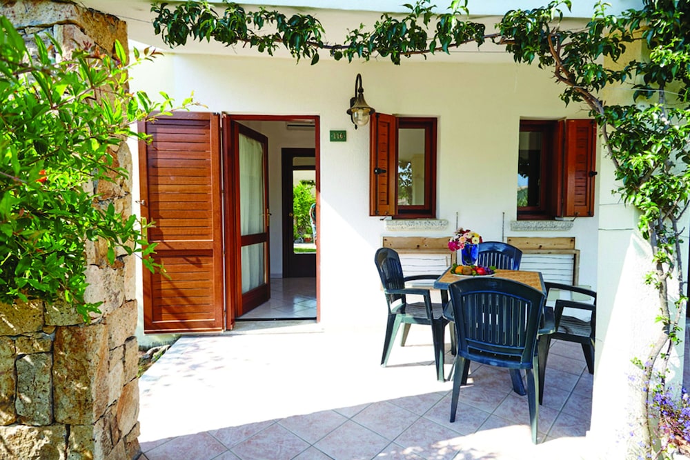 Hotel Cala Mirto 10/66