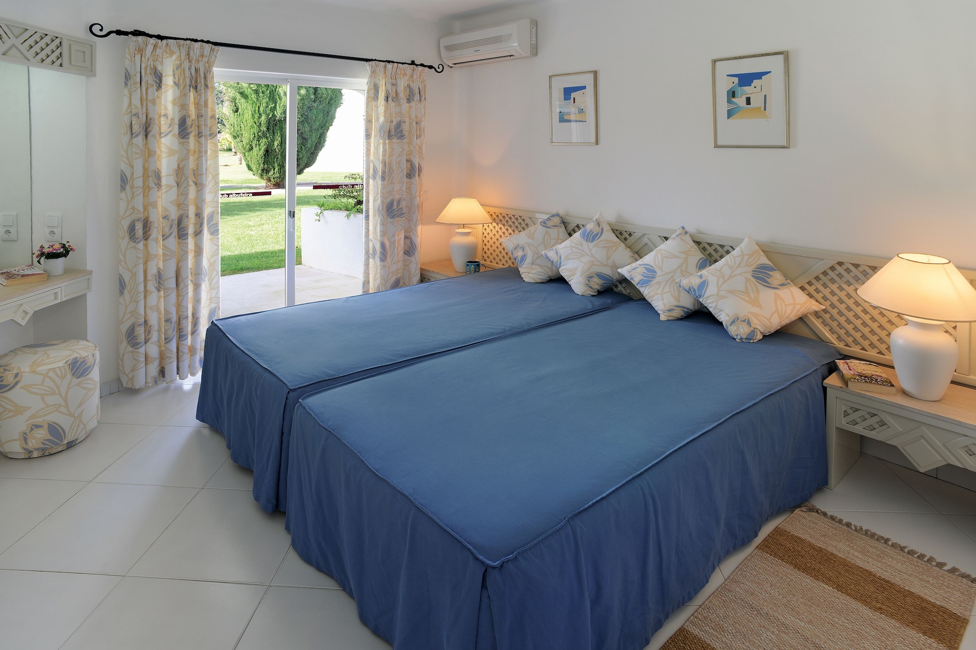 2 BEDROOM APARTMENT SUPERIOR