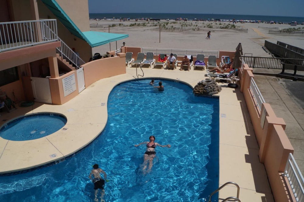 Beau Rivage Beach Resort 42/58