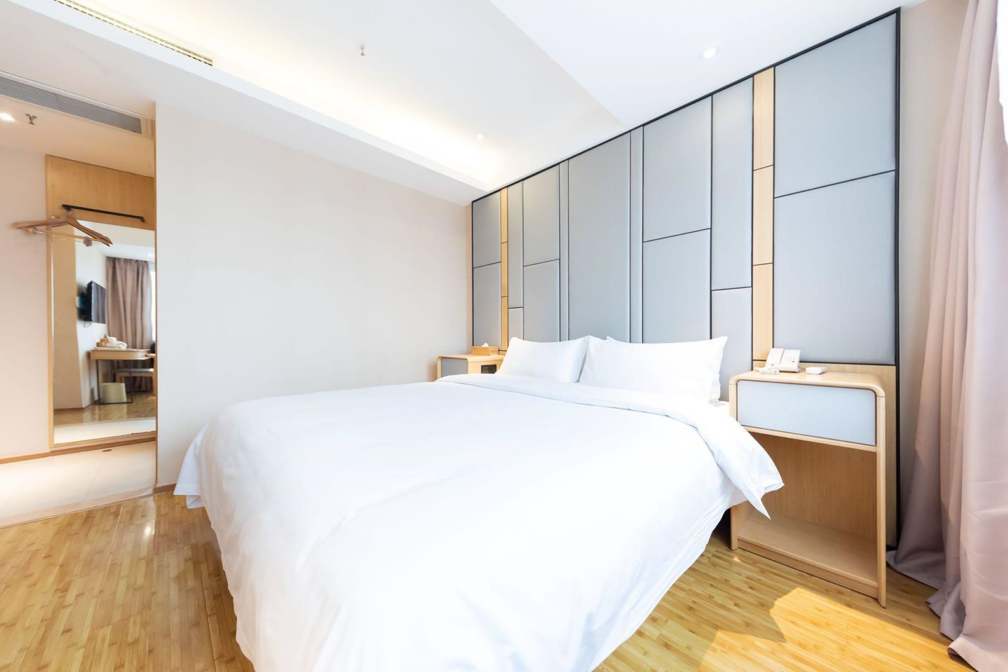Ji Hotel Hangzhou West Lake Hubin Road 7/17