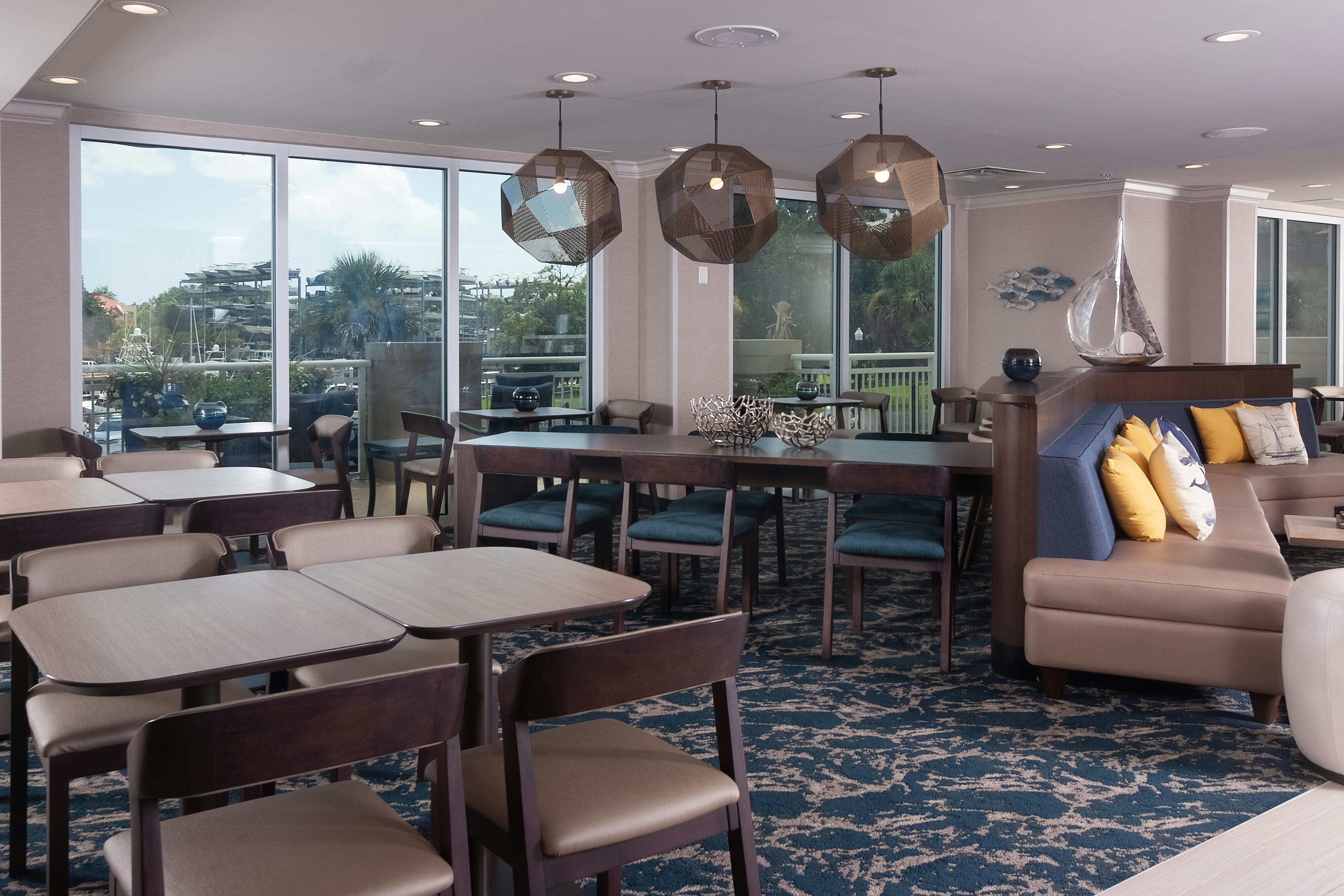 SpringHill Suites by Marriott Charleston Riverview 18/24