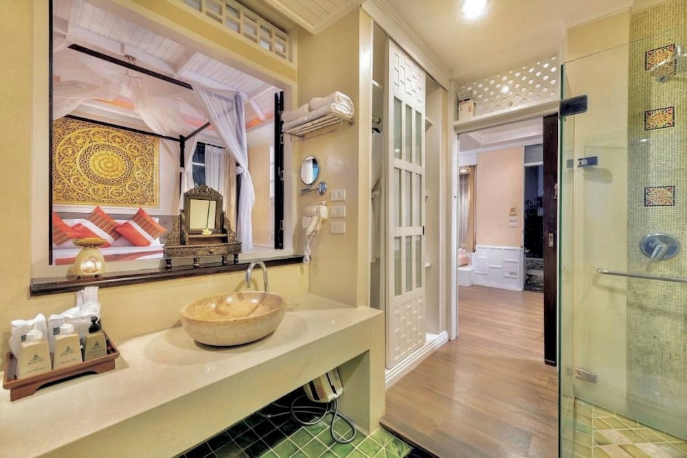 Racha Kiri Resort and Spa 63/63